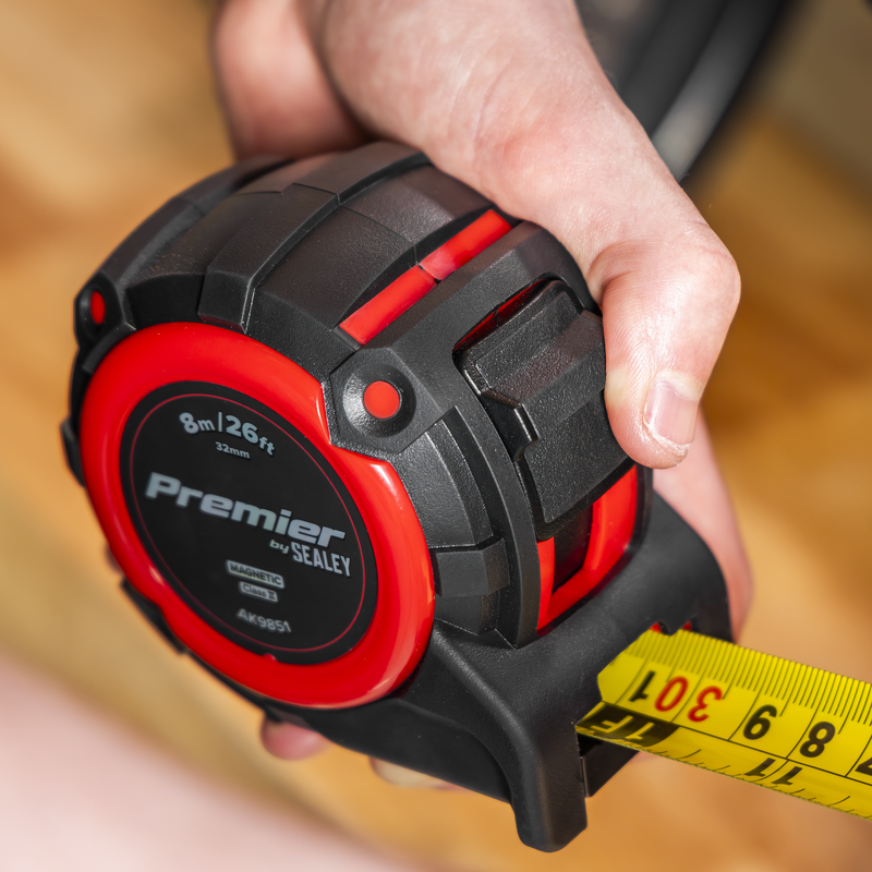 Sealey AK9851 Premier Metric/Imperial Tape Measure Extra-Wide Blade 8m(26ft) x 32mm