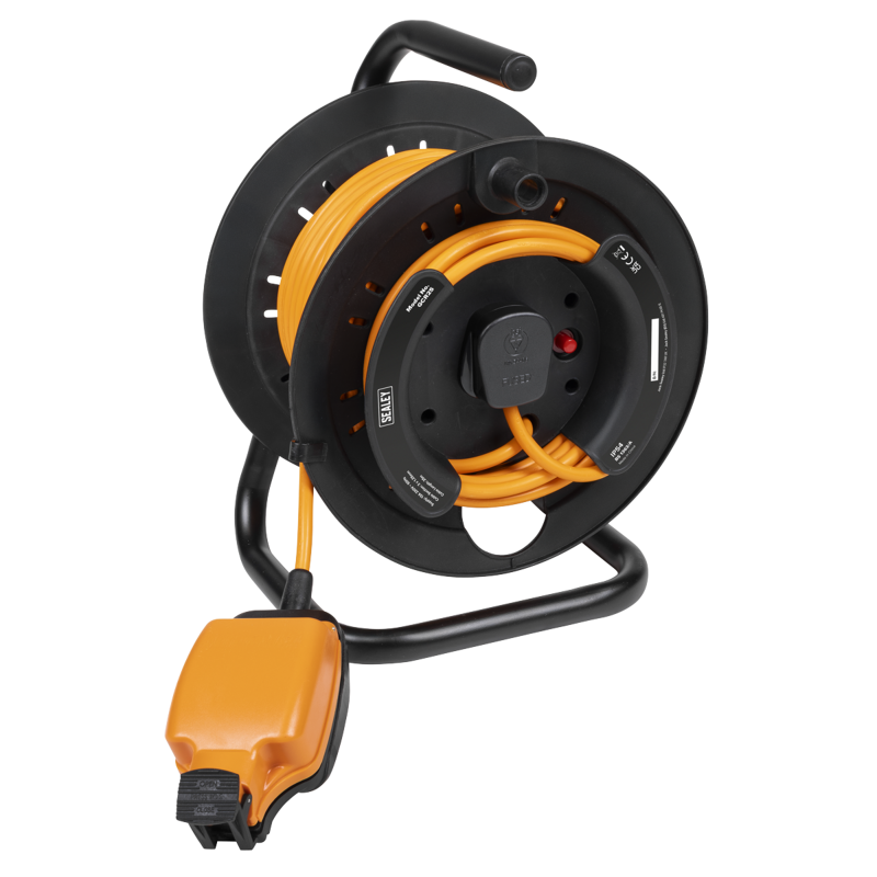 Sealey GCR25 25m IP54 Weatherproof In-line Socket with Thermal Cutout, 3m Additional Plug Cable
