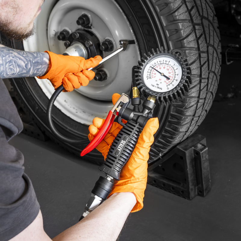 Sealey SA9314 Tyre Inflator with Push-On Connector